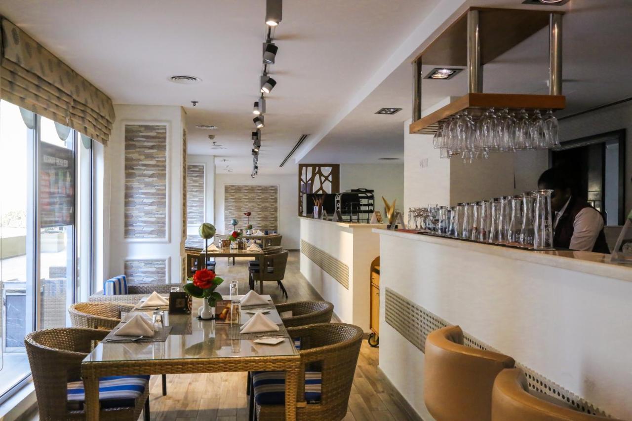 阿姆瓦耶海湾套房酒店 麦纳麦 外观 照片